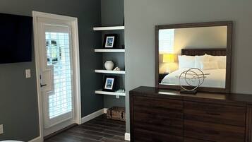 3 slaapkamers, een bureau, een strijkplank/strijkijzer, wifi