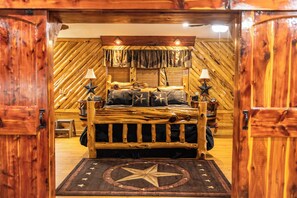 4 chambres, fer et planche à repasser, Wi-Fi, draps fournis