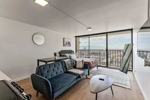 TV, fireplace, offices