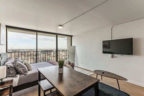 TV, fireplace, offices