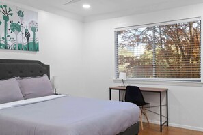 1 soveværelse, skrivebord, strygejern/strygebræt, Wi-Fi