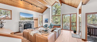 Pet-Friendly Home: Deck, 1 Mile to Alpine Meadows