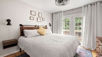 3 bedrooms, WiFi, bed sheets