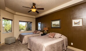 4 bedrooms, iron/ironing board, WiFi, bed sheets