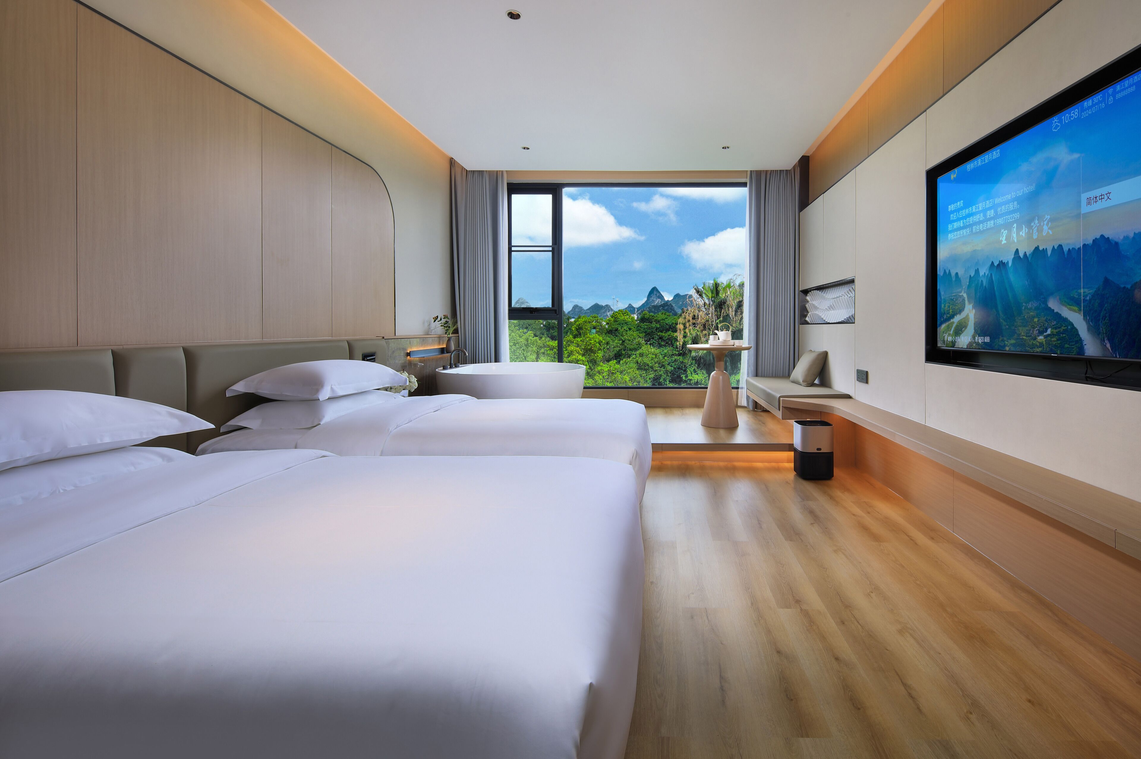 Luxury Twin Room, Lake View | Egyptian cotton sheets, premium bedding, down comforters, pillowtop beds