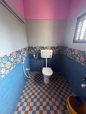 Deluxe Room, Mountain View | Bathroom - Goutami Prasad Jungle Stay (Kumta)