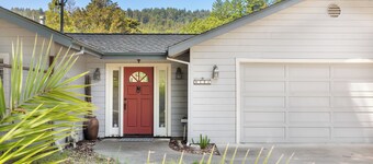 Ben Lomond Mediterranean Villa with full sun, spa, and spacious yard