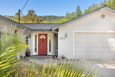 Ben Lomond Mediterranean Villa with full sun, spa, and spacious yard