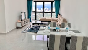 In-room dining - AGILE Family Apartment By Arman (Kuala Lumpur)