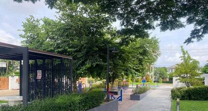 3-bedroom 2 story house in Pattaya , Thailand with AC, WiFi. Relax and unwind