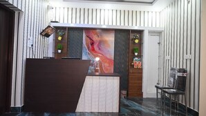 Gambar tidak terklasifikasi, 3 dari 8, tombol