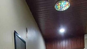 Gambar tidak terklasifikasi, 4 dari 8, tombol
