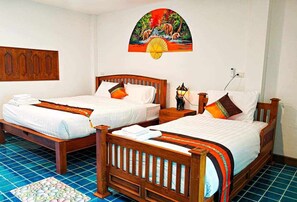 华丽双人房 | 办公桌、免费 WiFi