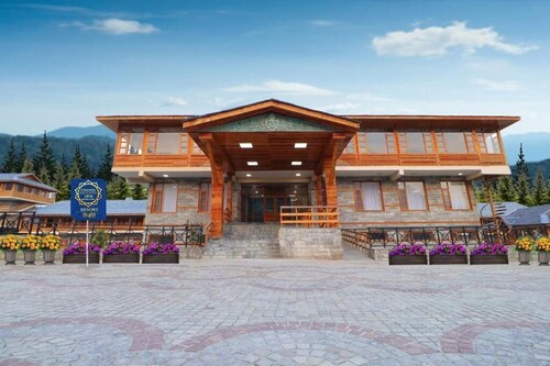 Hotel Devlok Himachal Swarg By Beas - Your Gateway to Heaven
