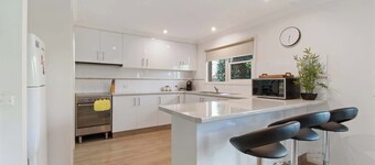 Central Wagga Riverside Apartment