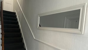 Quarto conforto, 1 cama de casal | Área de estar