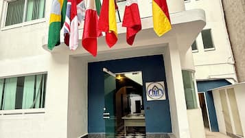 Entrada de la propiedad
