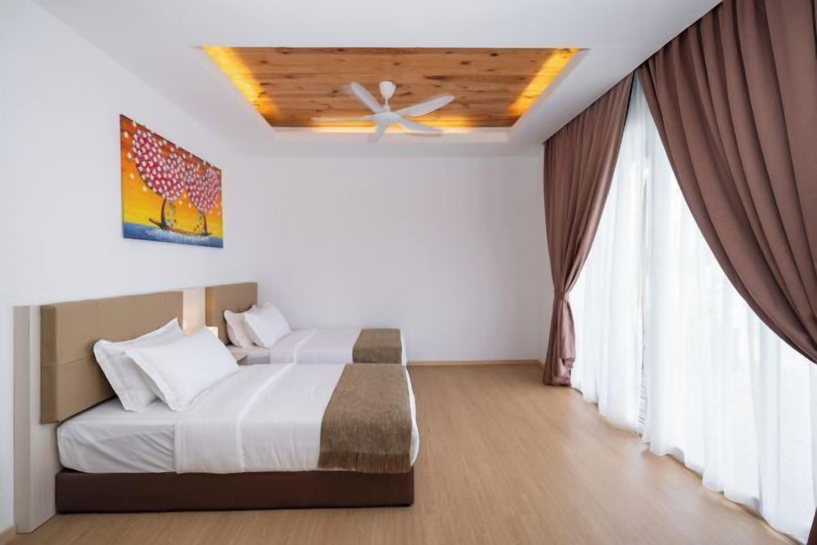 Bureau, espace de travail pour ordinateur portable