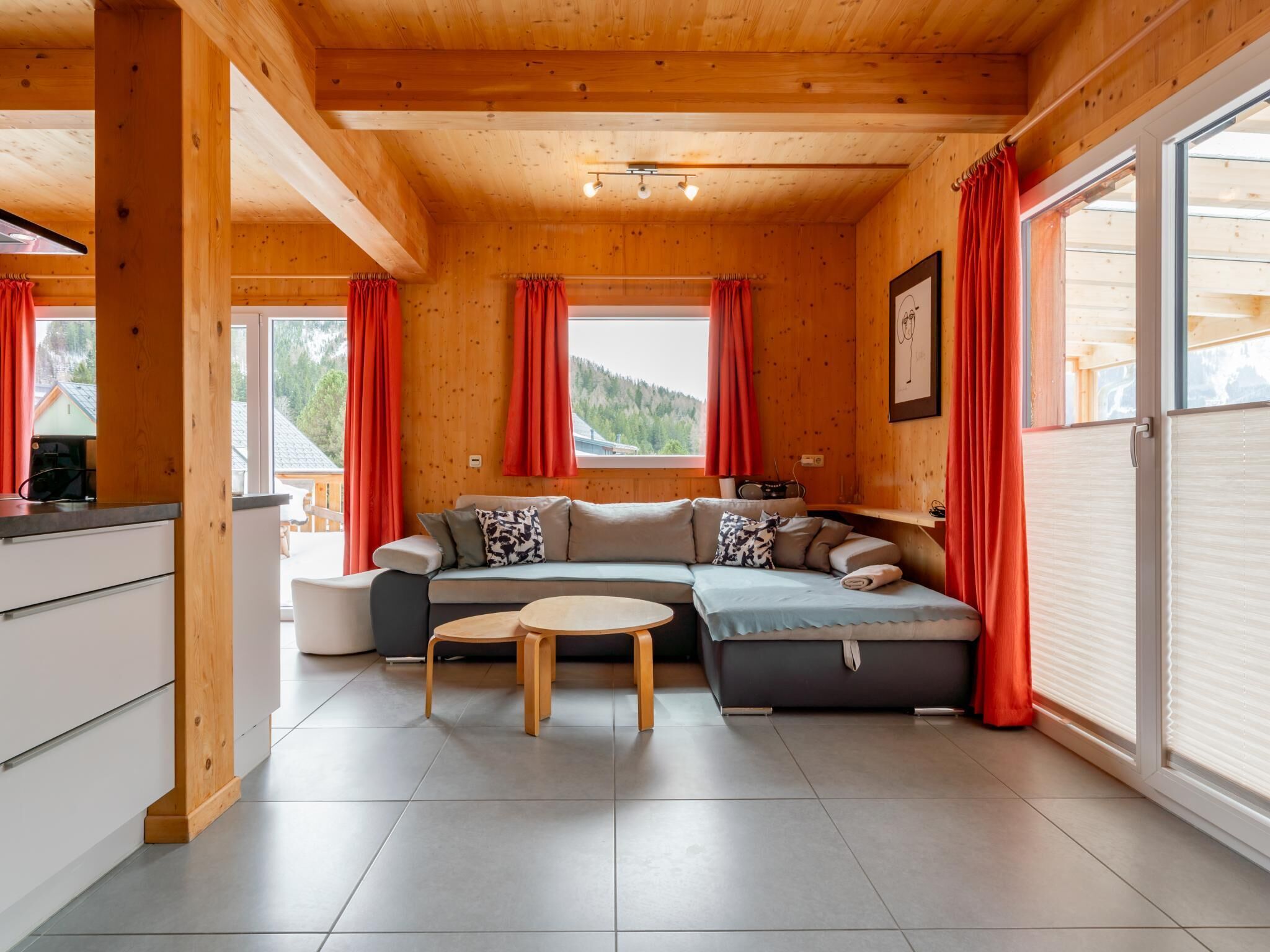 Télévision, chaîne hi-fi