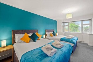2 bedrooms, iron/ironing board, free WiFi, wheelchair access