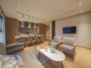 Family Three Room | Private kitchen
