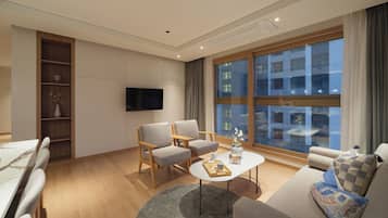 Family Three Room | 遮光窗簾/窗簾、隔音、免費 Wi-Fi、床單