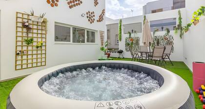 Ferienhaus 'Gartenterrasse - La Isleta' mit privater Terrasse, Wi-Fi und Klimaanlage