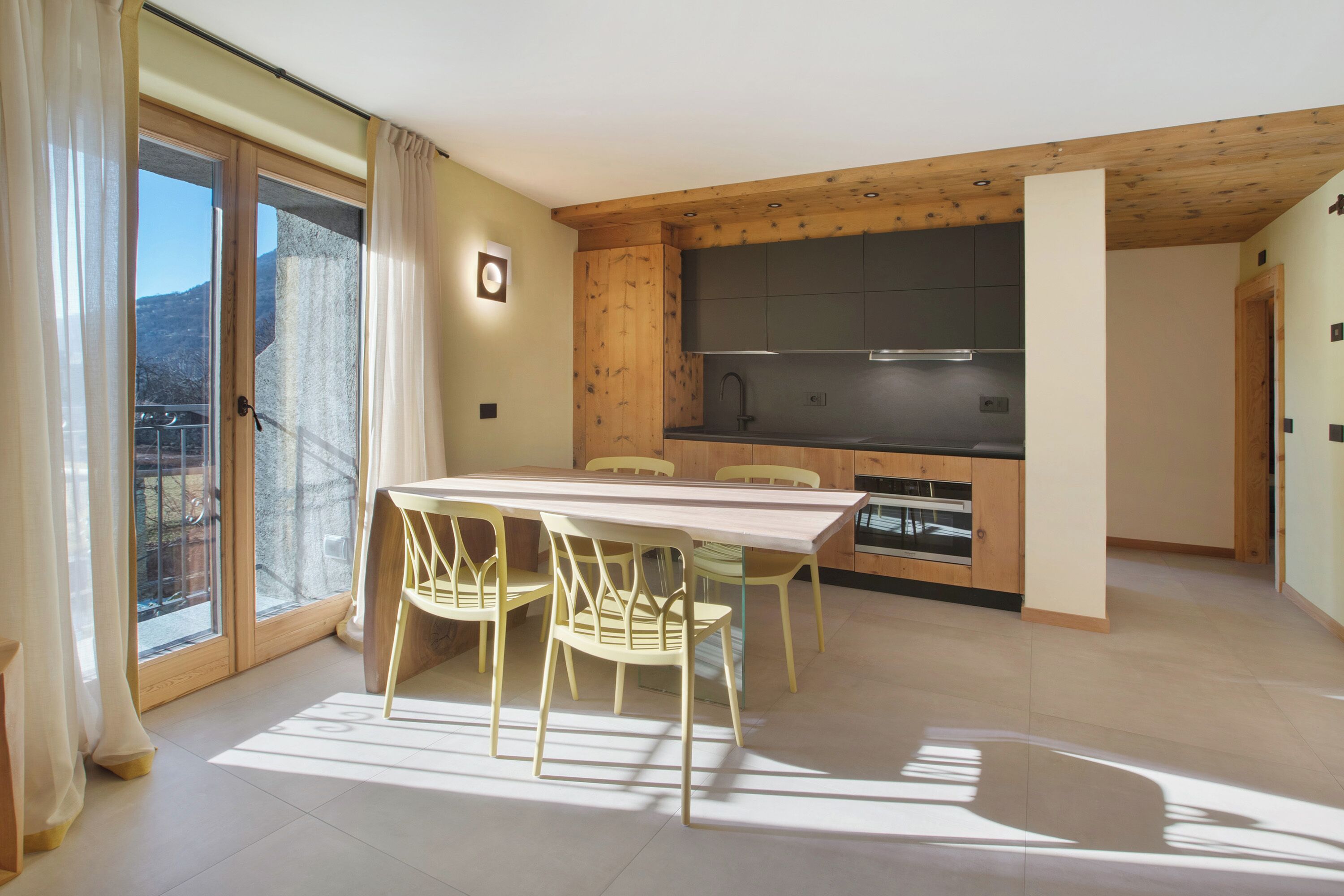 Kühlschrank, Ofen, Herdplatte, Geschirrspüler