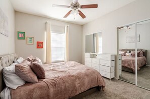 2 dormitorios, escritorio, wifi y ropa de cama
