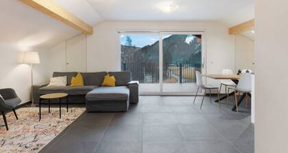 Appartement "Talferblick" avec vue sur les montagnes, terrasse privée et Wi-Fi