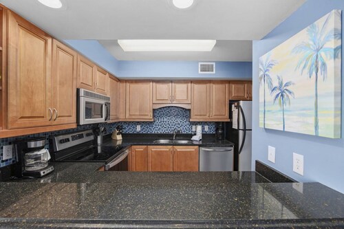 Brand New to the Rental Market - Premiere Oceanfront Condo - Pet Friendly! SOS102