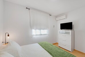 2 Schlafzimmer, Bügeleisen/Bügelbrett, kostenloses WLAN, Bettwäsche