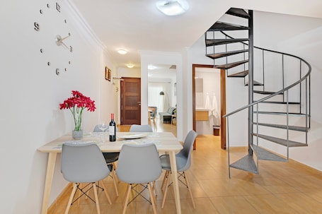 Interior. Apartment 'Olia' with Private Terrace, Balcony and Air Conditioning