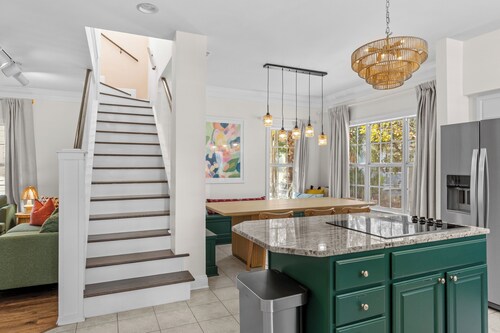 Steps to Beach! | Arcade Game Room, Pool + Hot Tub | Calico Scallop by AvantStay