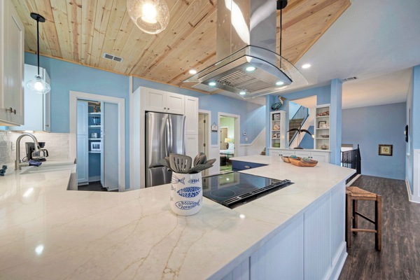 KĂŒhlschrank, Mikrowelle, Ofen, Herdplatte