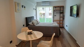 1 bedroom, WiFi, bed sheets - Palermo Vibes, All in walking distance (Buenos Aires)