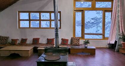 Charming bed & breakfast with WiFi in Raling Khangsar