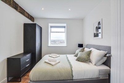 Host Stay Canalside Lofts Apartment