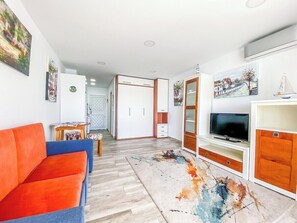 TV - Casa Monze | Sea Views (Torremolinos)