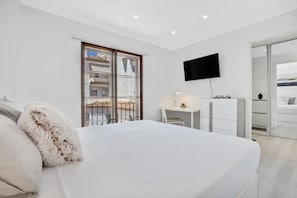 2 chambres, fer et planche à repasser, accès au Wi-Fi (inclus)