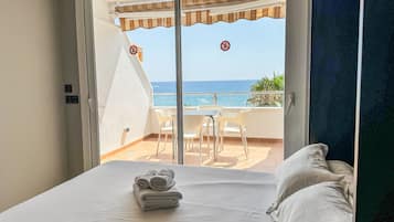 Ferros/tábuas de passar roupa, berço de viagem, Wi-Fi de cortesia