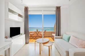 Smart TV - Suite Edén - Beachfront (Torremolinos)