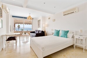 Iron/ironing board, free WiFi, bed sheets - Casa Lola - Beachfront (Torremolinos)