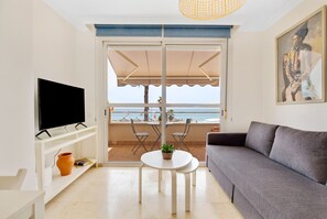 Smart TV - Casa Lola - Beachfront (Torremolinos)