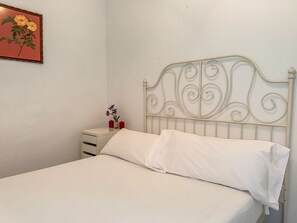2 Schlafzimmer, Bügeleisen/Bügelbrett, Reisekinderbett, kostenloses WLAN