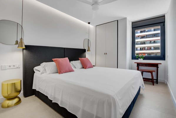 1 bedroom, iron/ironing board, free WiFi, bed sheets