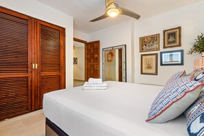 2 bedrooms, iron/ironing board, travel cot, free WiFi - Casa Doce - Pueblo Blanco (Torremolinos)