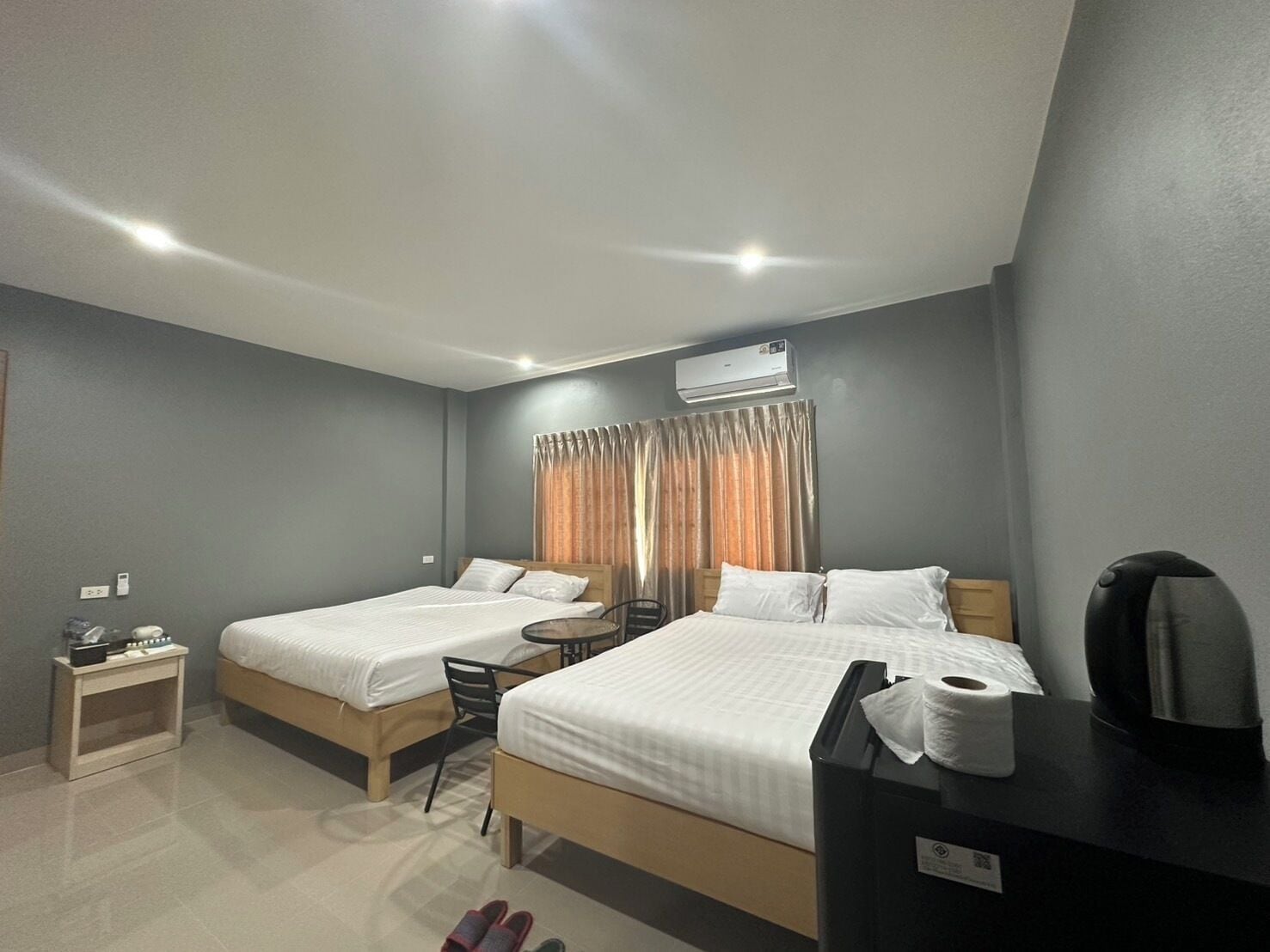 Photo - Modern House CNX