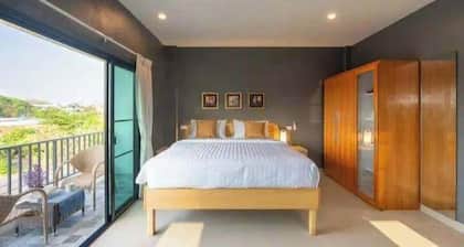 Modern House CNX