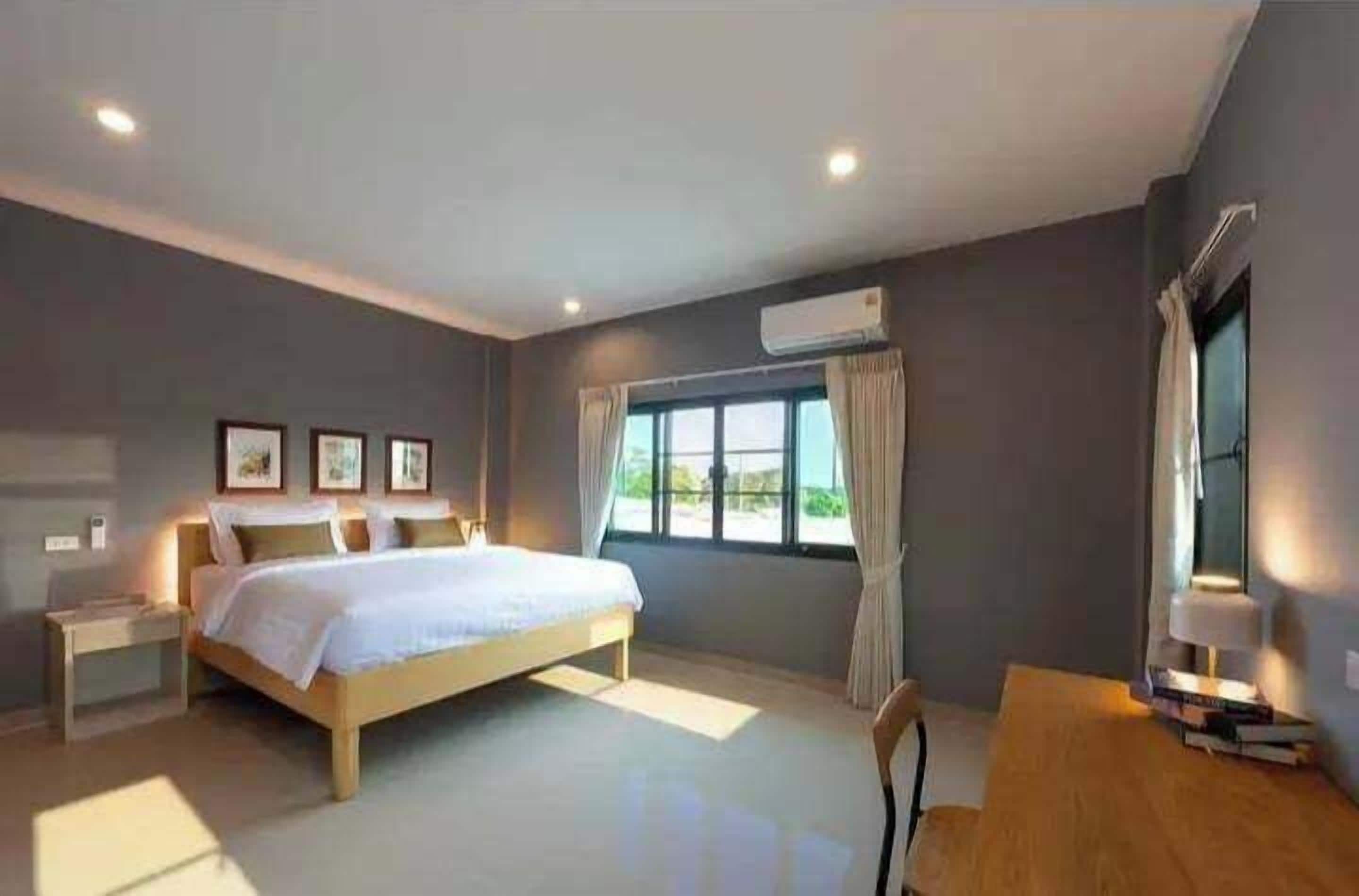 ห้องดีลักซ์ดับเบิล, วิวเมือง | โต๊ะทำงาน, พื้นที่ทำงานแบบใช้แล็ปท็อป, Wi-Fi ฟรี